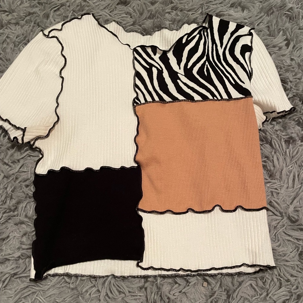 Crop top.